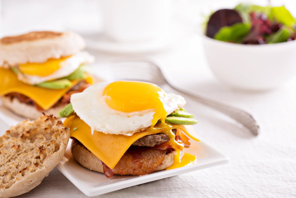 Ultimate Breakfast Burger - Alisons Pantry Delicious Living Blog