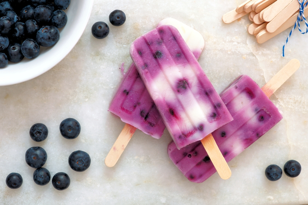 blueberry cheesecake pops