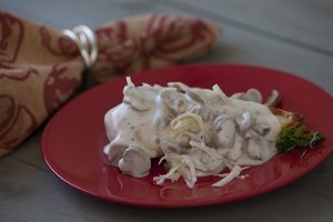 sour cream mushroom chicken