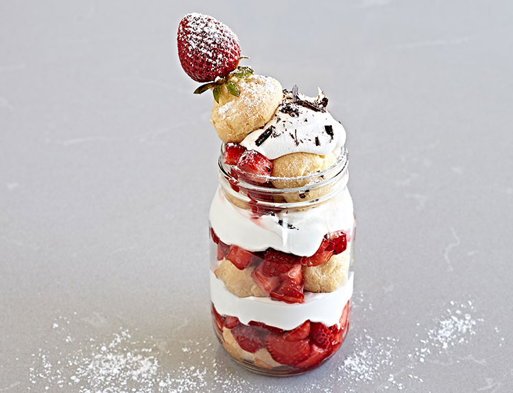 strawberry cream puff shortcake