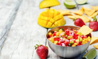 strawberry mango salsa