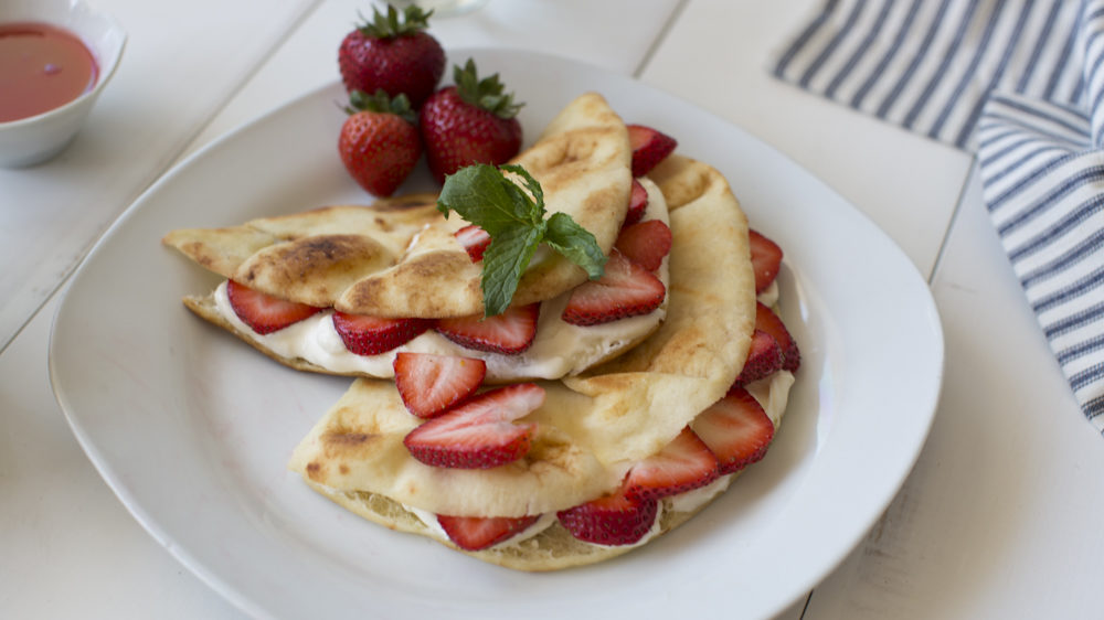 strawberry naan crepes