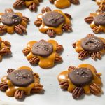 chocolate caramel turtles