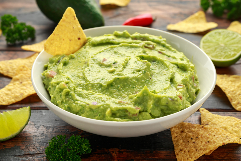 One-Minute Guacamole with Salsa Blend