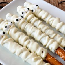 spooky mummy pretzel rods