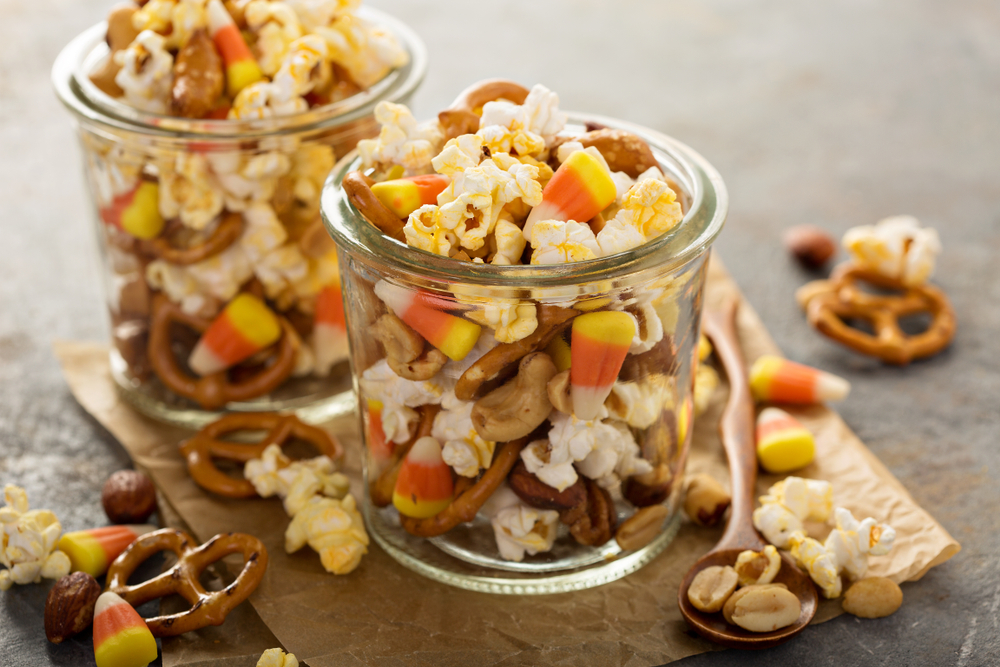 homemade halloween trail mix