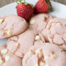 white chocolate strawberry cookies