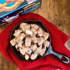 Cinnamon Sugar Pretzel Skillet