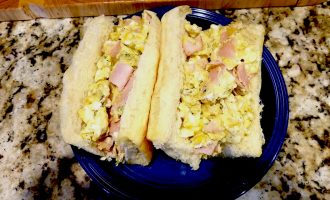 farrah murray breakfast sandwich