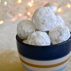 snowball cookies with true lemon