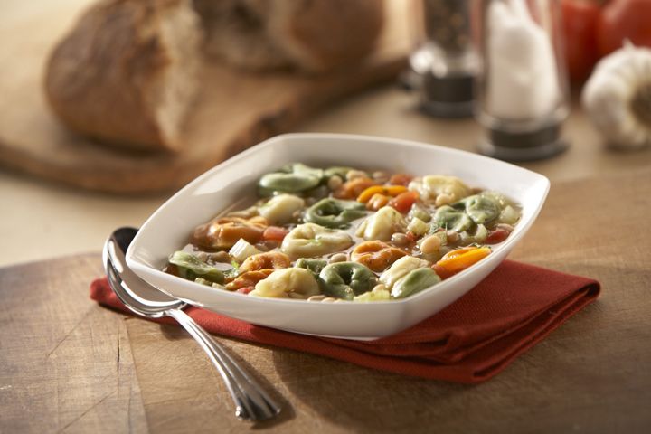 Cheese Tortellini and white Bean Soup